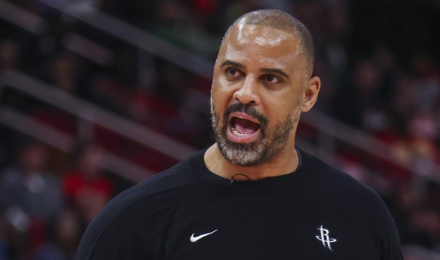 kaiyun体育app-乌度卡：进攻起伏主要是因为投篮 投篮回归正常自然进攻会提升